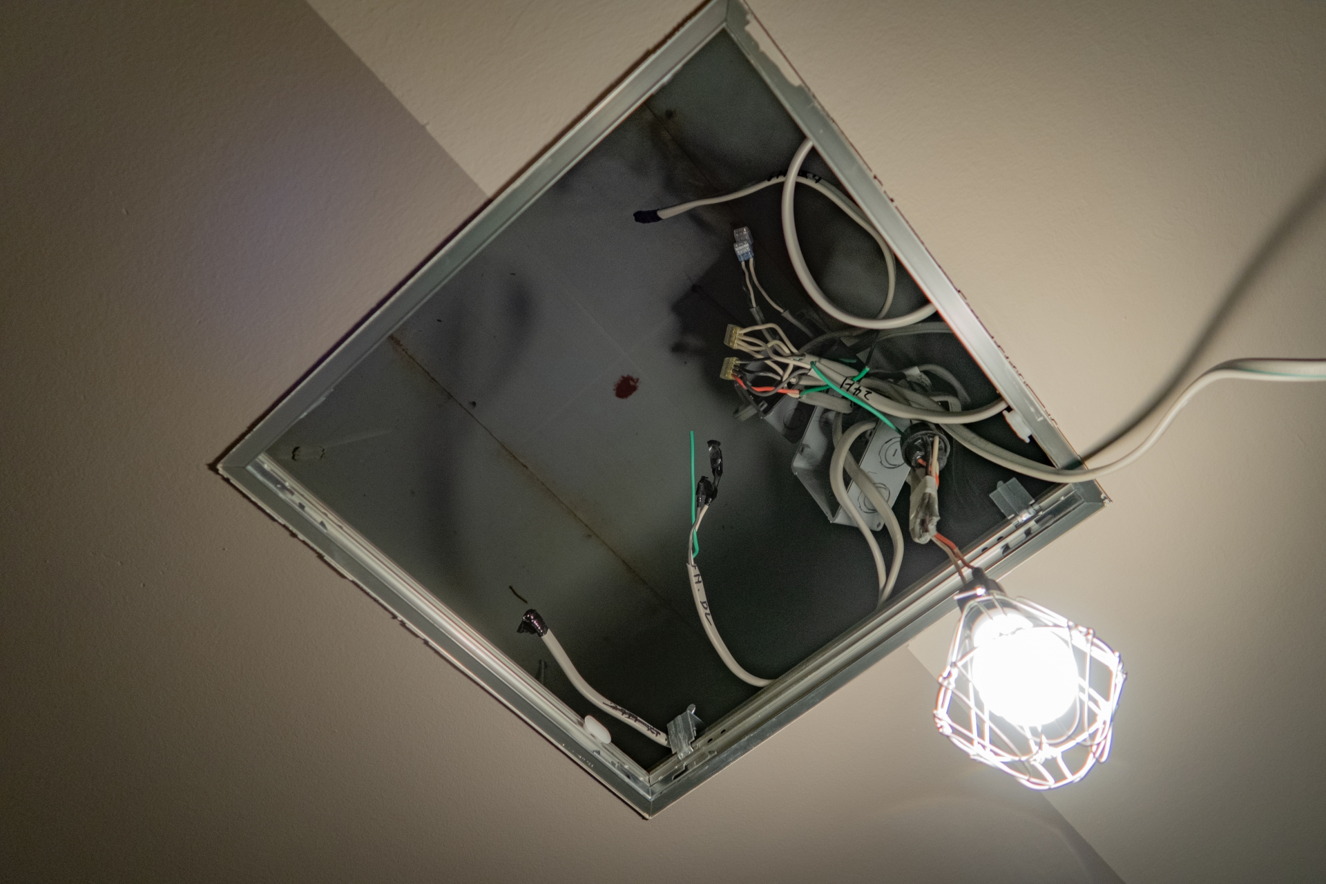 新築への電気引き込み費用